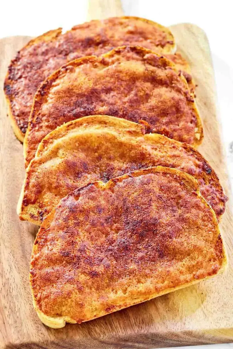 North Woods Inn Garlic Cheese Bread (Copycat)