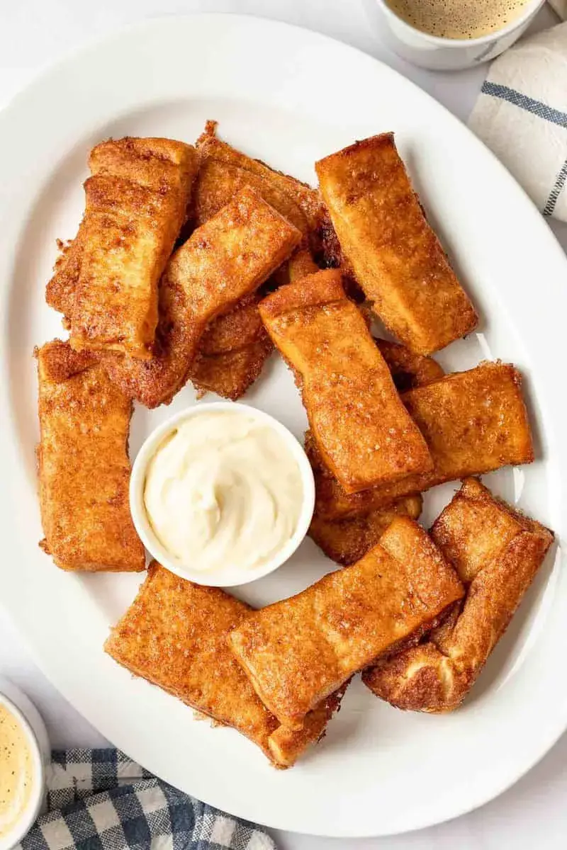 Pizza Hut Cinnamon Sticks (Copycat)